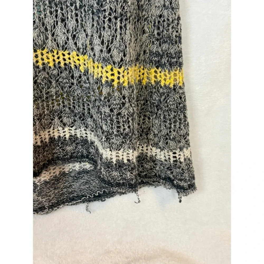 Free People Tunic Sweater Womens M Gray Striped Open Back Distressed EUC Boho
